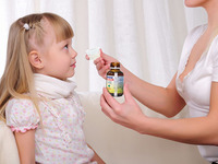 Эффективные препараты для лечения кашля у детей