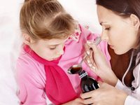 Особенности лечения кашля у детей с помощью сиропа Стодаль