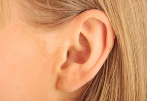 Как избавиться от корочки в ушах